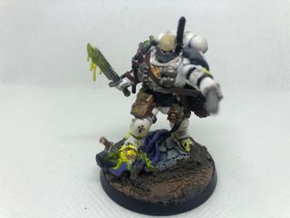 Teniente con combiarma