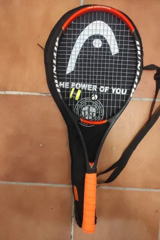 Raqueta Dunlop 300 G + Regalos