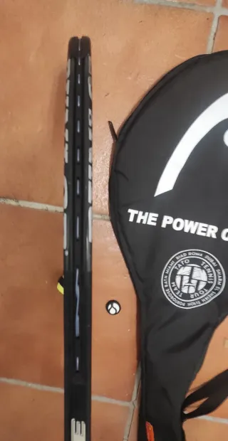 Raqueta Dunlop 300 G + Regalos