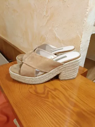 Sandalias Zara Beige Cuña Plataforma