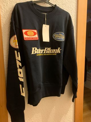 Sudadera motera negra con parches