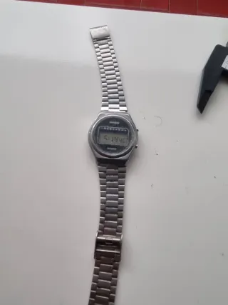 Reloj Casio LCD Vintage 51QR-18