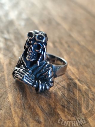 Anello teschio con occhiali