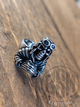 Anello teschio con occhiali