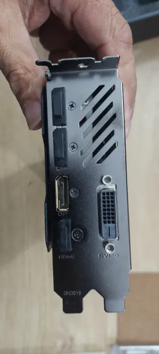 Tarjeta Gráfica Gigabyte GTX 1060 6GB