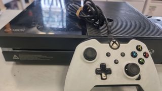 CONSOLA XBOX ONE FAT 500GB