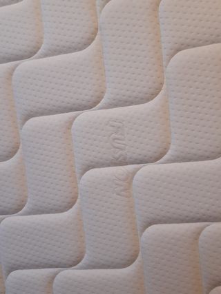 Colchón Plus Salutes Fusión 135x180x26 Nuevo