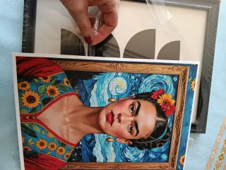 Frida Kahlo marco negro