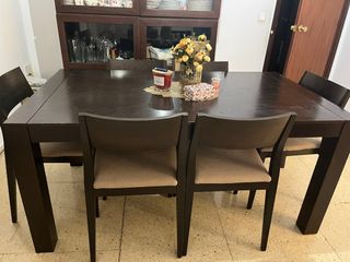 Comedor de 6 sillas madera y tela
