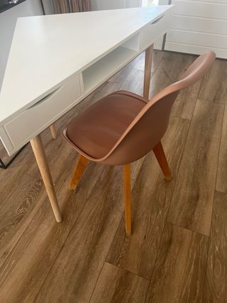 OPORTUNIDAD: Escritorio y Silla La Maison du Monde