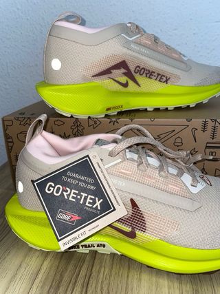 Nike Pegasus Trail 5 Gore-Tex Beige/Amarillo
