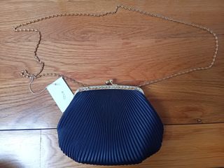 BOLSO FIESTA TELA PLISADA AZUL MARINO