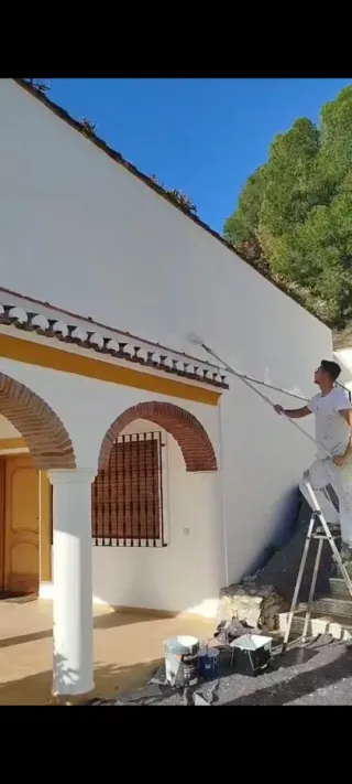 PINTURAS Y REHABILITACIONES AXARQUIA