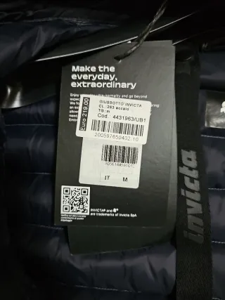 Piumino blu con cappuccio