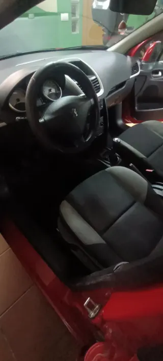 Peugeot 207 2009