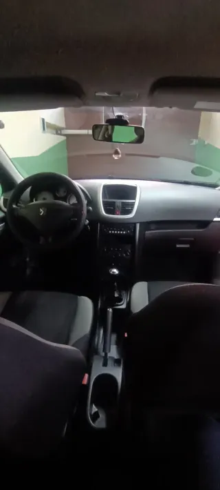Peugeot 207 2009