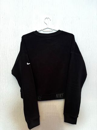 Sudadera corta Nike polar negra Talla M