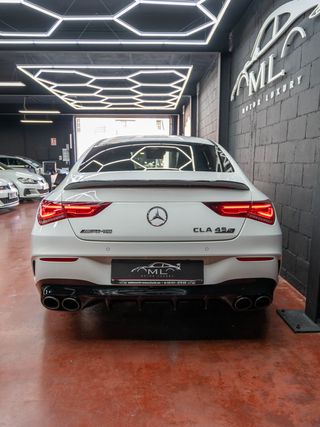 MERCEDES-BENZ CLA AMG 45 S 422CV 4MATIC