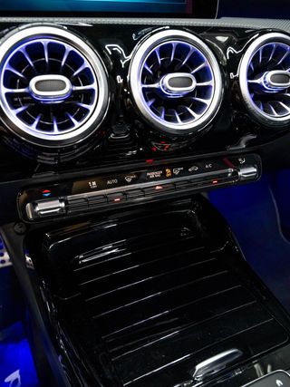 MERCEDES-BENZ CLA AMG 45 S 422CV 4MATIC