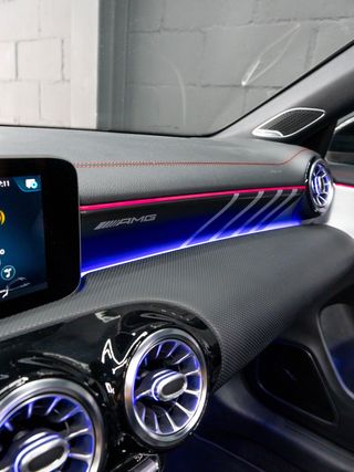 MERCEDES-BENZ CLA AMG 45 S 422CV 4MATIC