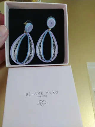 Pendientes Bésame Muxo Vórtice Lágrima Lavanda