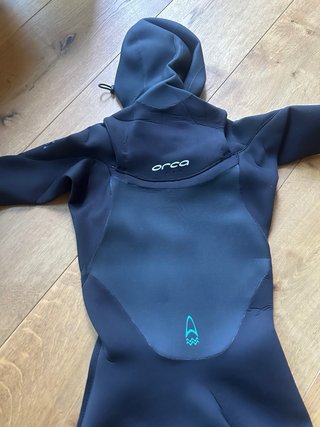 Neopreno surf Tango 3:2 con capucha SIN ESTRENAR