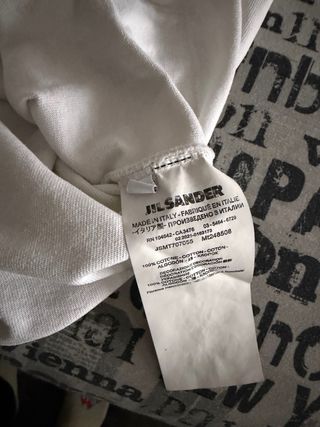 Camiseta prestigiosa marca Jil Sander. Oversize .