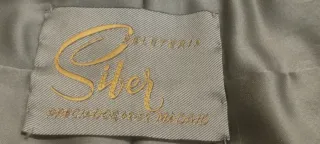 Chaqueta corta de pelo blanca natural. Peleteria