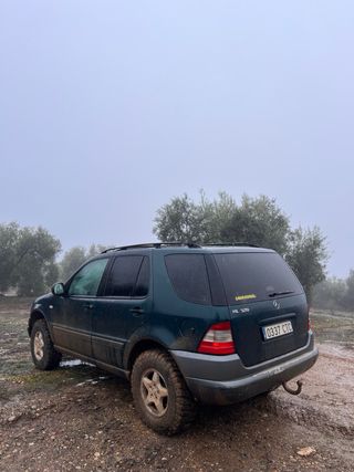 Mercedes-Benz Clase M 1999