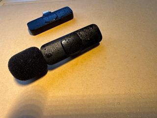 Micrófono Inalámbrico Negro con conector linning