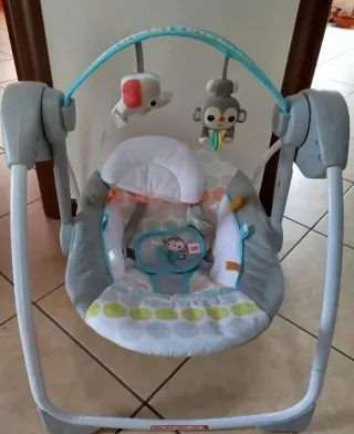 Dondolino elettrica Bright Starts