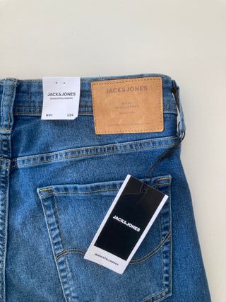 Jack & Jones. Pantalón vaquero slim. W31 L34