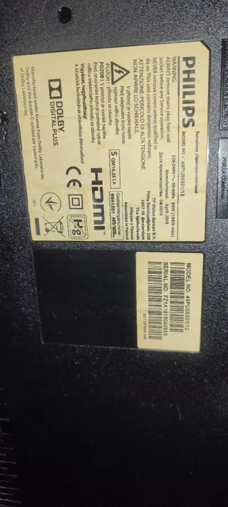 Smart TV Negro y Plateado