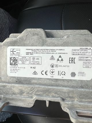 Radio Uconnect 8.4 Wrangler JL