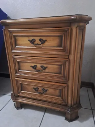 Coppia Comodini Legno Stile Classico