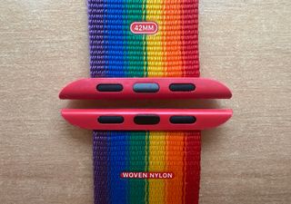 Apple Watch 42mm. Pride Edition 2017 Woven Nylon