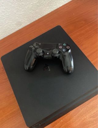 Consola Sony PS4 Slim Negra