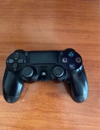Consola Sony PS4 Slim Negra