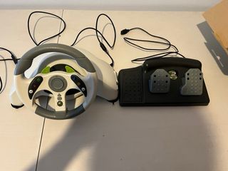 Volante Mad Catz MC2 Racing Wheel Xbox 360