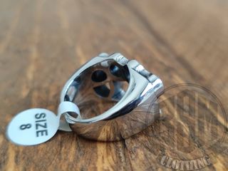 Anello pugnera