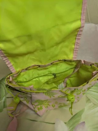 Mochila bandolera infantil flores