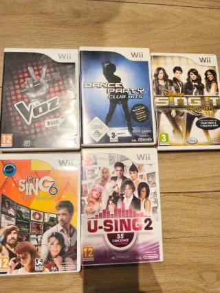 Lote Giochi Wii + 2 microfoni