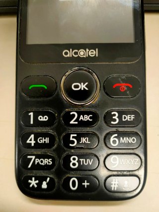 Teléfono Alcatel 2019G para Mayores