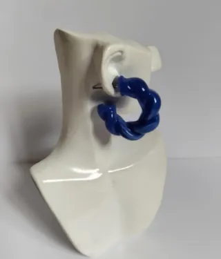 Pendientes azules acrílicos
