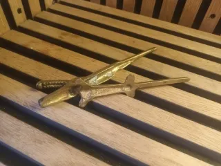 Cascanueces Bronce Cocodrilo