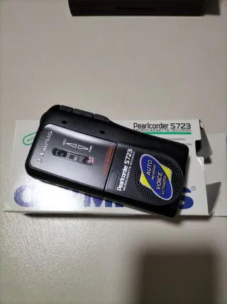 Olympus Pearlcorder S723 Microcassette Recorder