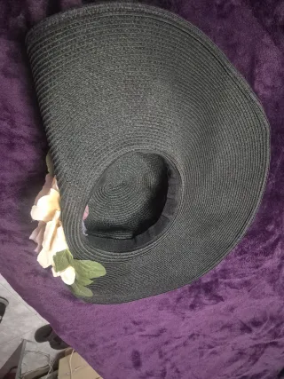 Sombrero de fiesta negro con flores 50/40