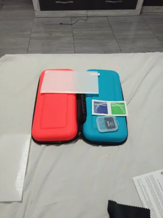 Nintendo Switch prácticamente nueva usada 4 veces.