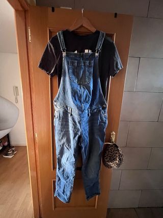 Peto Embarazo y Camisetas Lactancia