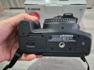 Cámara Canon EOS 750D como nueva